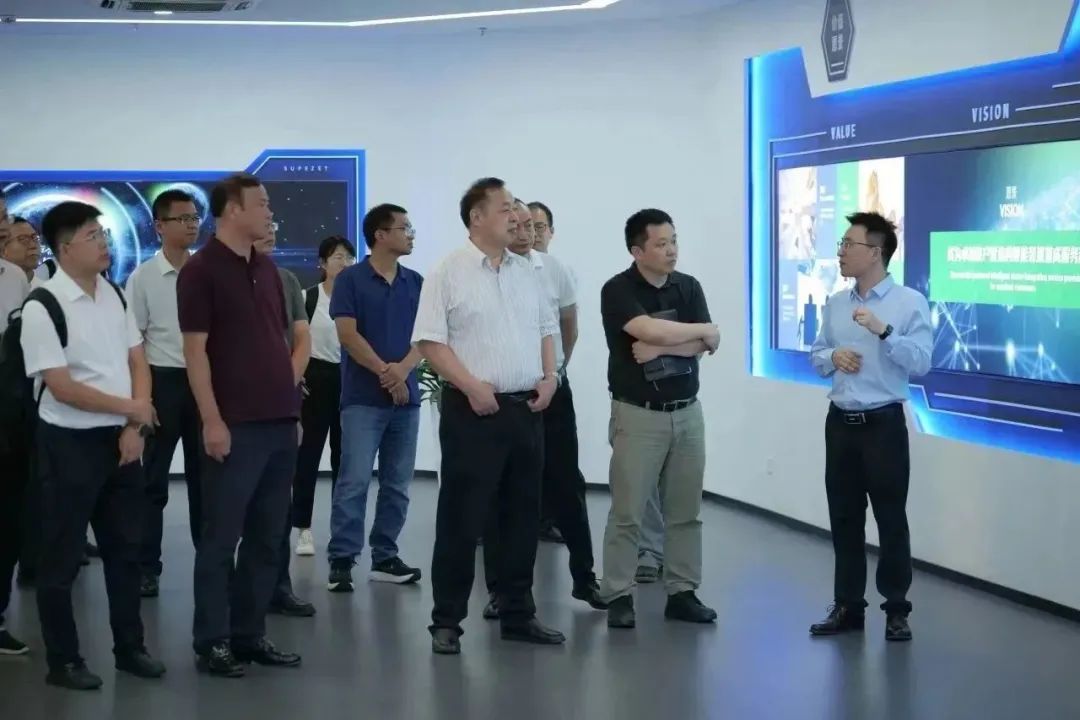 新能源 新动力 新未来|菠菜担保网股份“动力与能源工业集群”圆桌座谈会顺遂召开